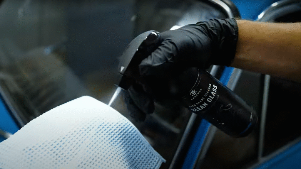 CLEAN GLASS — czyszczenie szyb samochodowych bez smug