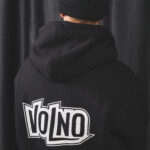 VOLNO ROBIN HOOD. Czarna bluza oversize. Streetwear w stylu pit lane.