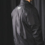 VOLNO BLACKJACK. Czarna kurtka bomber streetwear. Idealna na night drive.