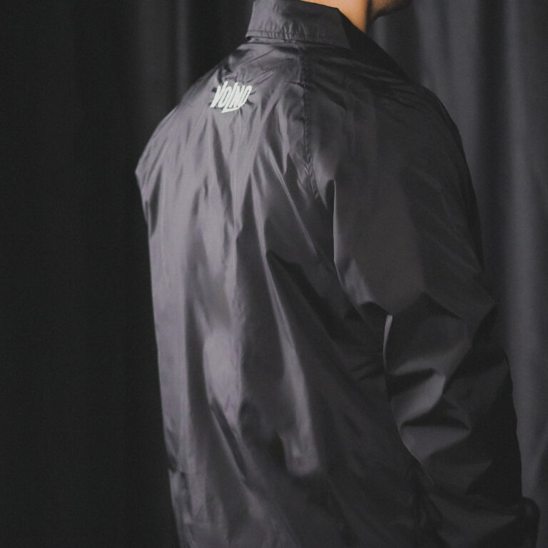 VOLNO BLACKJACK. Czarna kurtka bomber streetwear. Idealna na night drive.