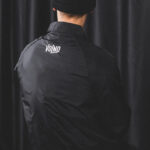 VOLNO BLACKJACK. Czarna kurtka bomber streetwear. Idealna na night drive.