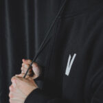 VOLNO ROBIN HOOD. Czarna bluza oversize. Streetwear w stylu pit lane.